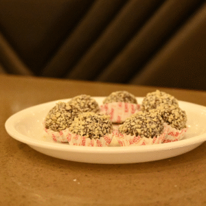 Gajak Ladoo (Kg)